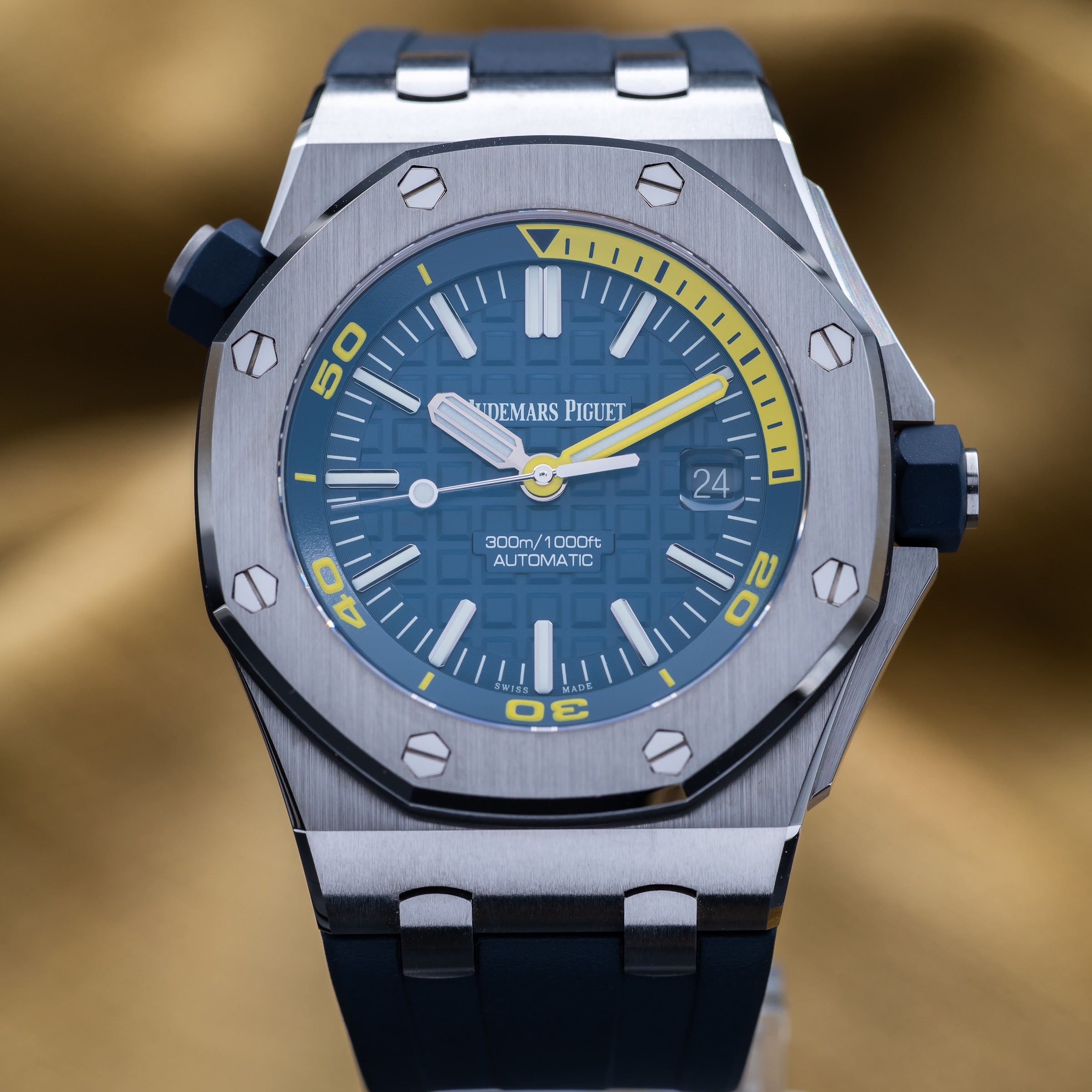 Audemars Piguet Royal Oak Offshore Diver 15710ST - 1