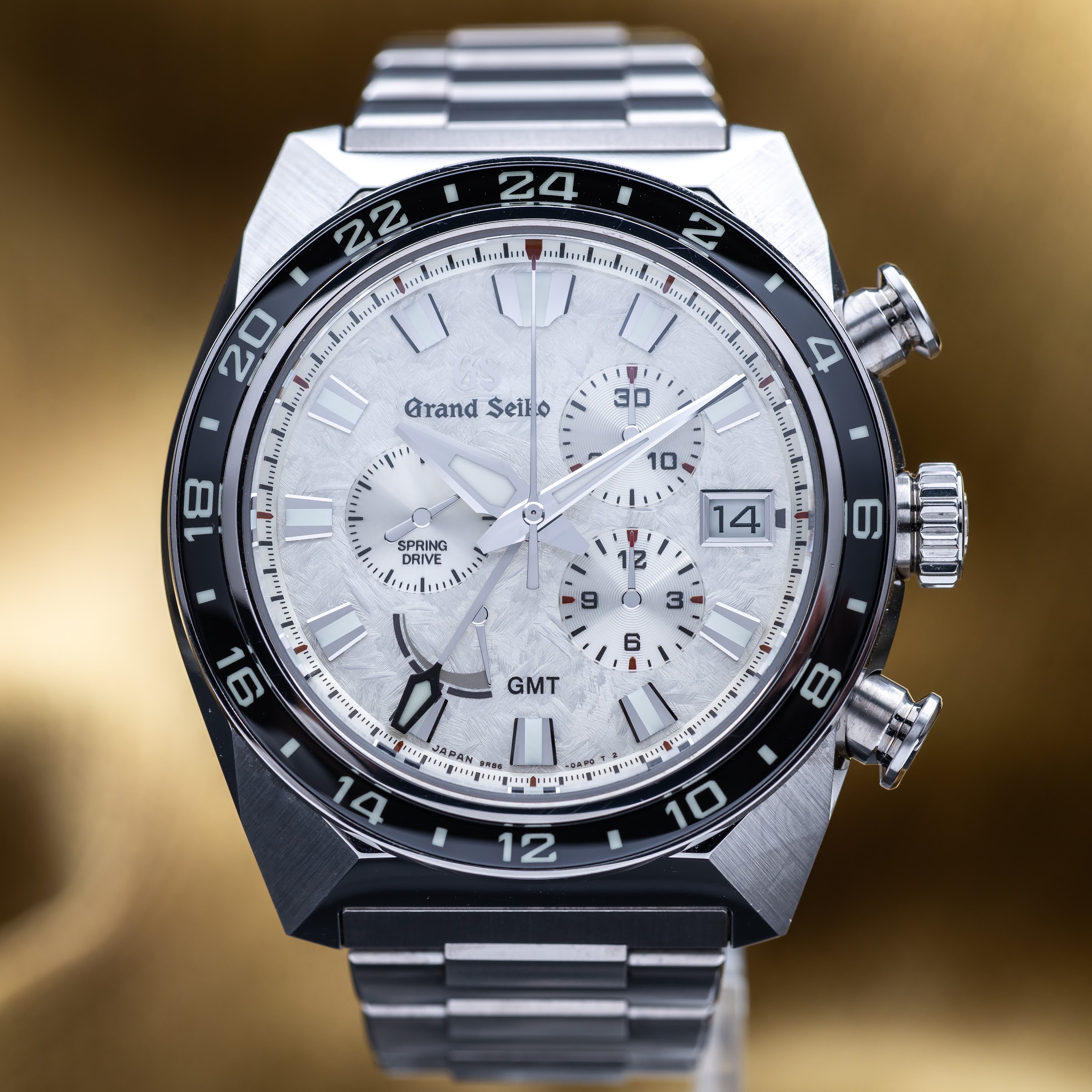 Grand Seiko Sport Collection SBGC253G - 1
